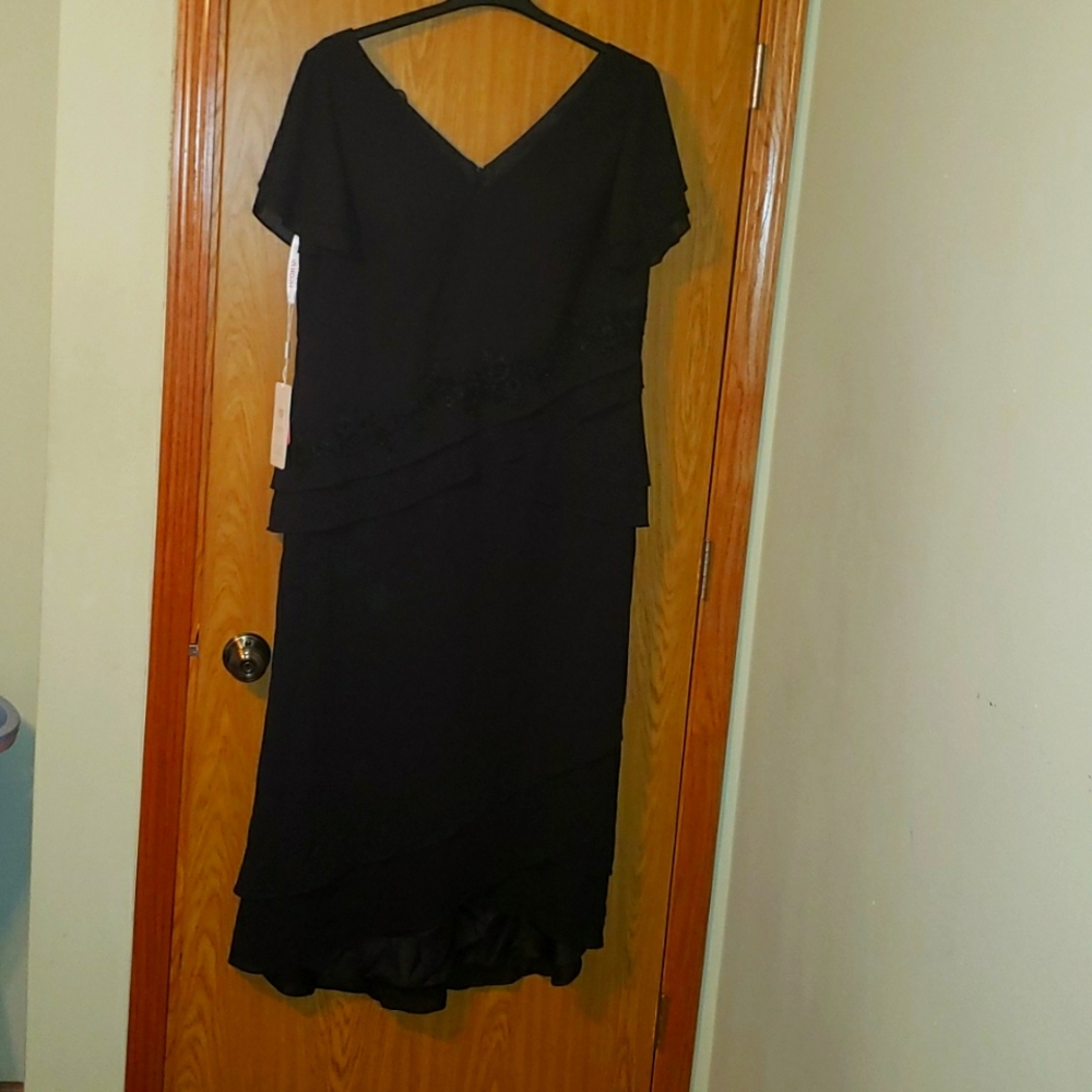 Mother of the Bride/Groom Dress